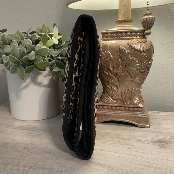 Silpada Tri-fold Jewerly Organizer Case Large Leopard Print - Picture 3 of 12